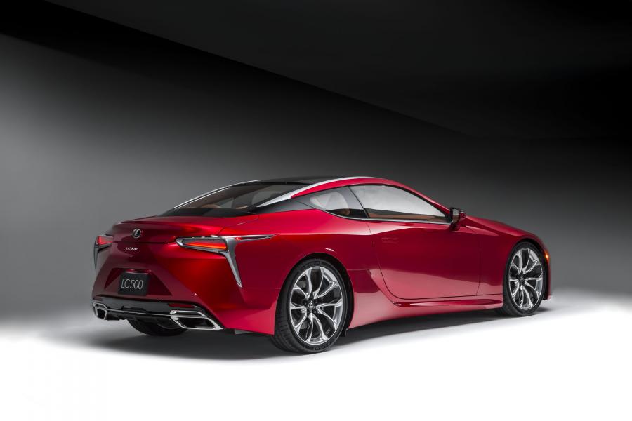  Lexus LC500 2016 года  (фото 9 из 74)